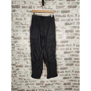 Aritzia TNA Cargo Pants Size XS Black Nylon Utility Activewear Pockets‎